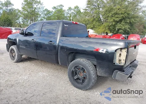 2010 Chevrolet Silverado 1500 Ltz z USA, uszkodzony, nr VIN 3GCRKTE31AG224722